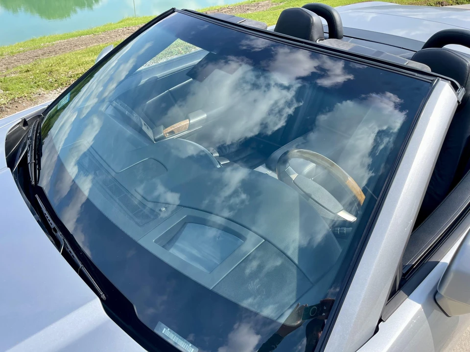 2009 Cadillac XLR - Image 26 of 31