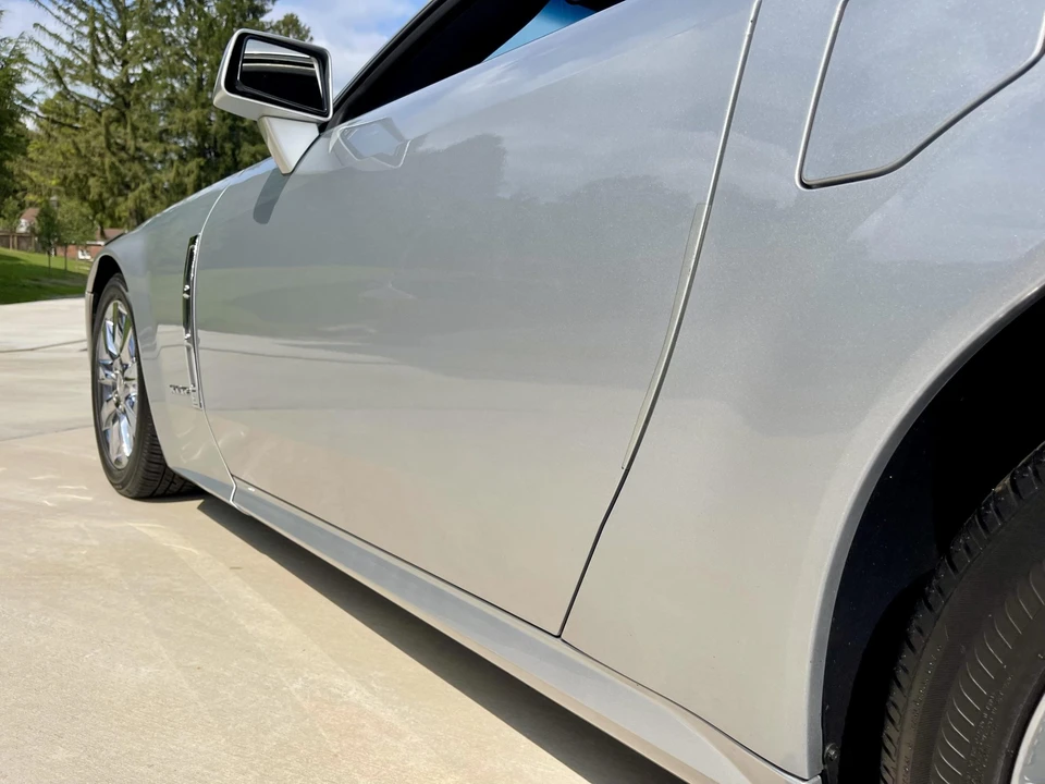 2009 Cadillac XLR - Image 28 of 31