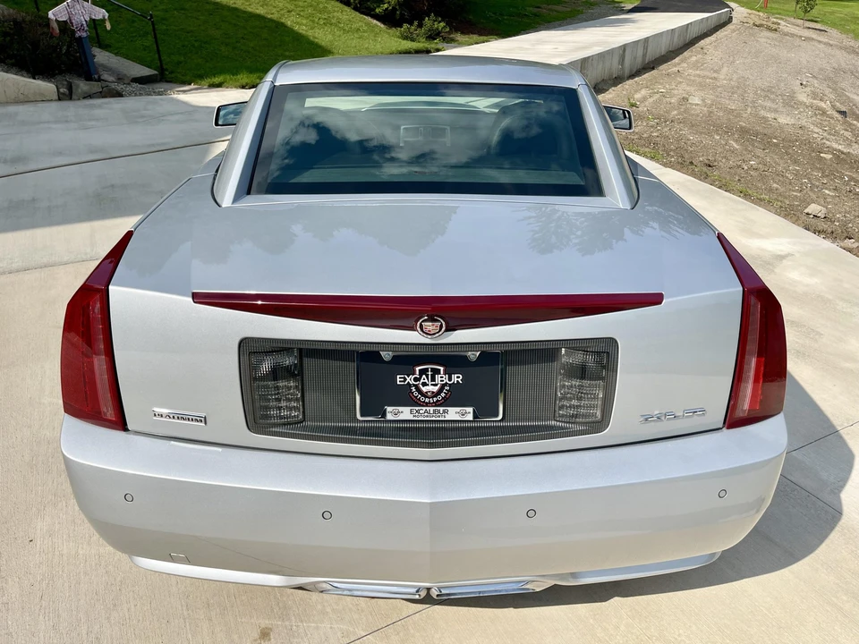 2009 Cadillac XLR - Image 19 of 31