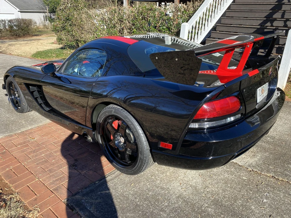 2009 Dodge Viper 3rd Gen - Image 4 of 31