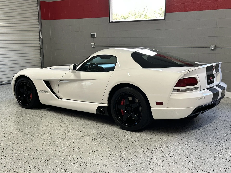 2009 Dodge Viper 4th Gen - Image 16 of 31