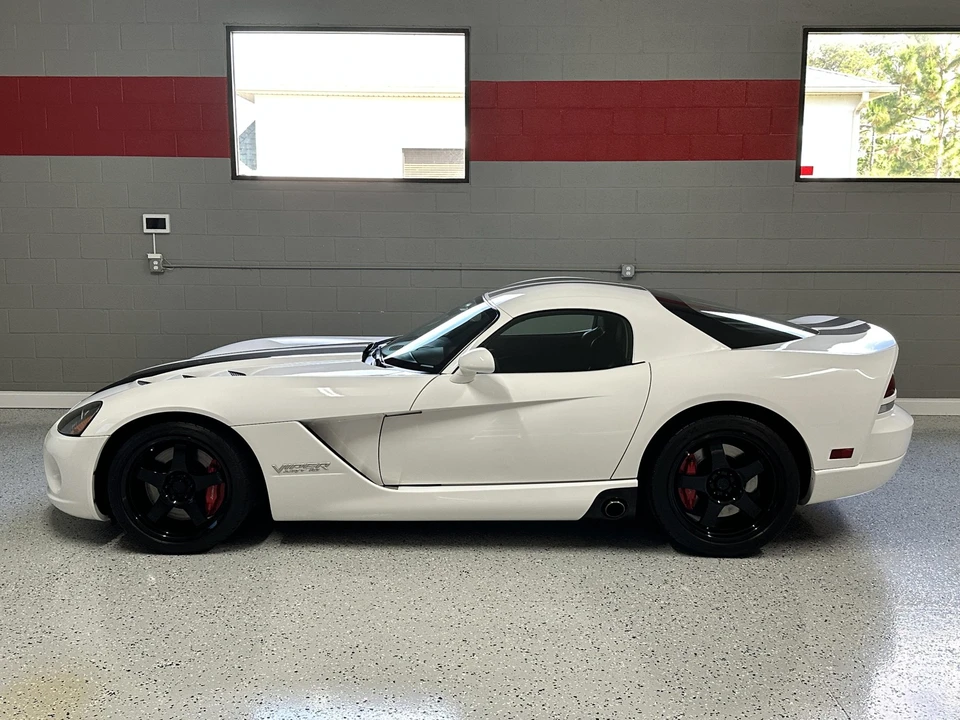 2009 Dodge Viper 4th Gen - Image 14 of 31