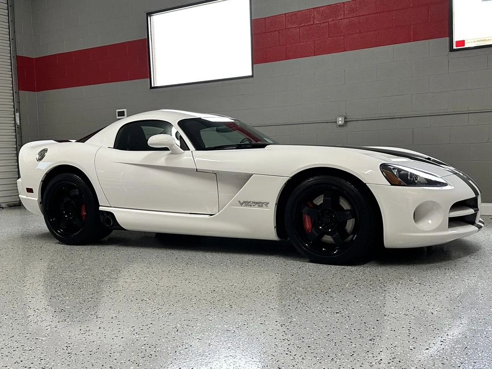 2009 Dodge Viper 4th Gen - Image 25 of 31