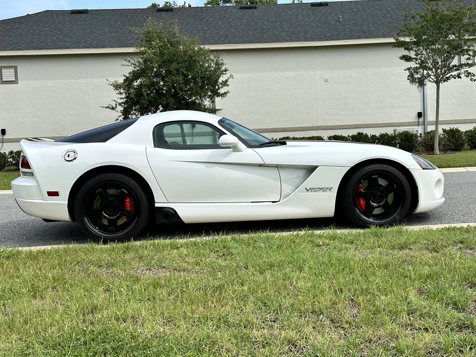 2009 Dodge Viper 4th Gen - Image 5 of 31