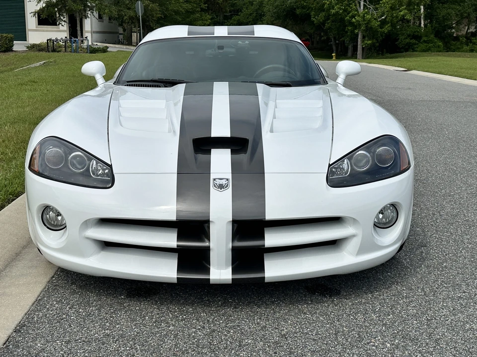 2009 Dodge Viper 4th Gen - Image 3 of 31