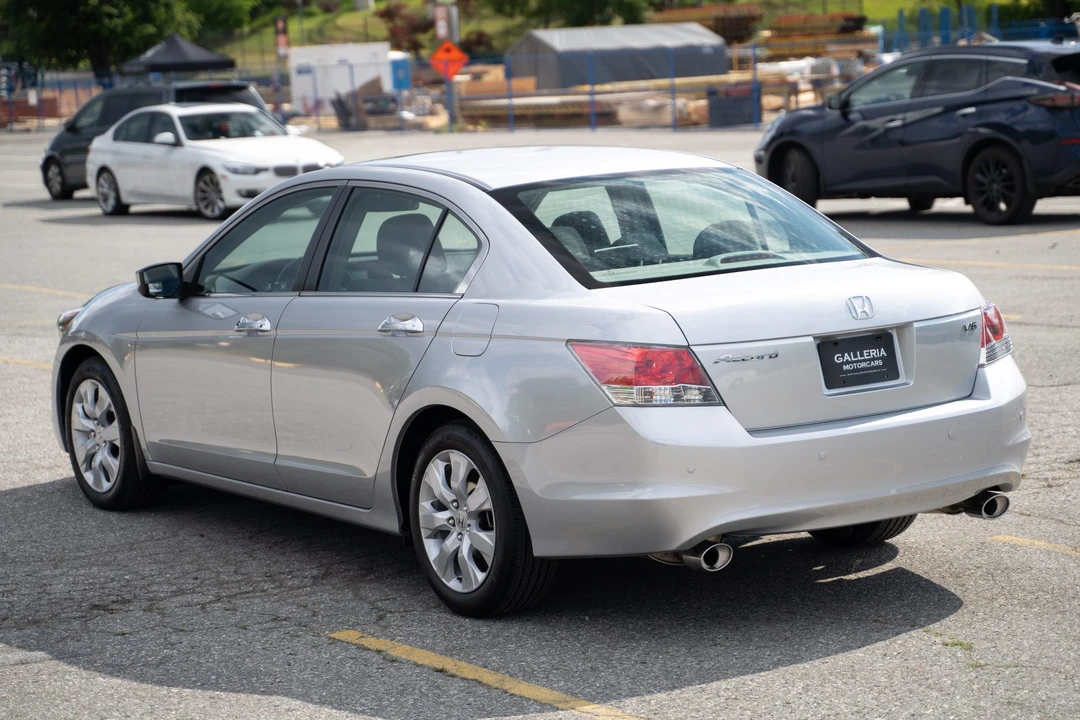 2009 Honda Accord 8th Gen - Image 23 of 31