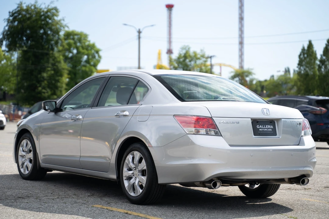 2009 Honda Accord 8th Gen - Image 24 of 31