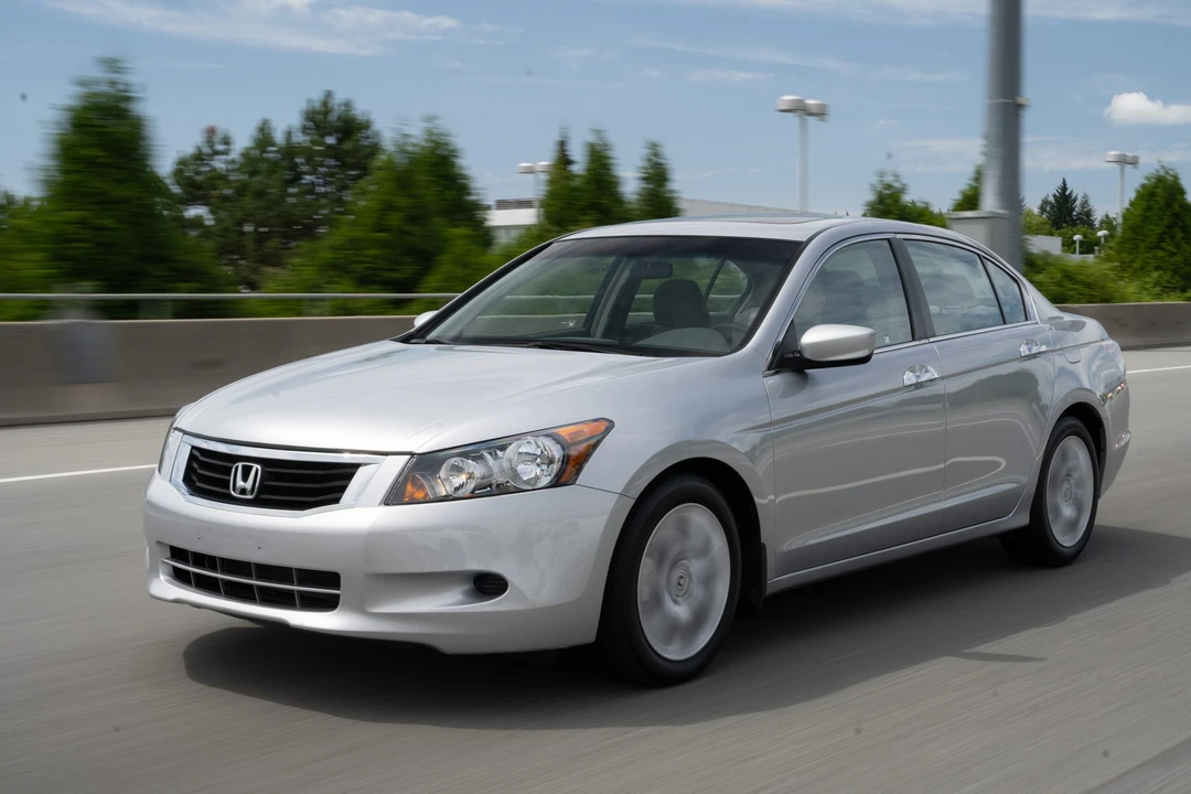 2009 Honda Accord 8th Gen - Image 8 of 31