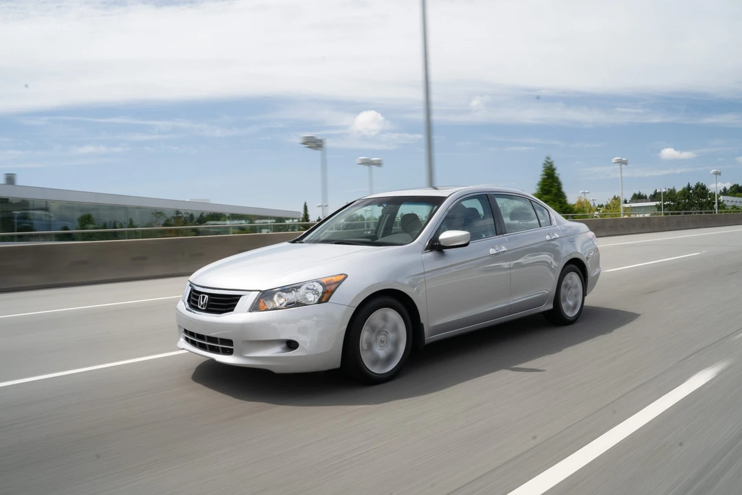 2009 Honda Accord 8th Gen - Image 9 of 31