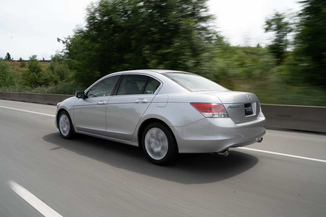 2009 Honda Accord 8th Gen - Image 18 of 31
