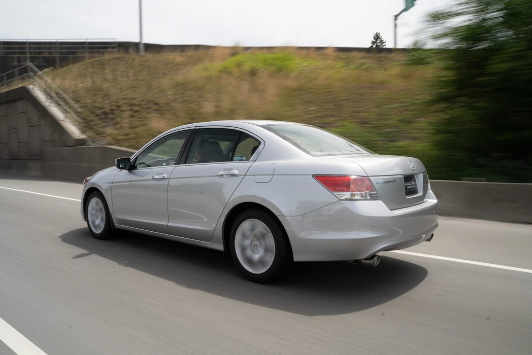 2009 Honda Accord 8th Gen - Image 20 of 31