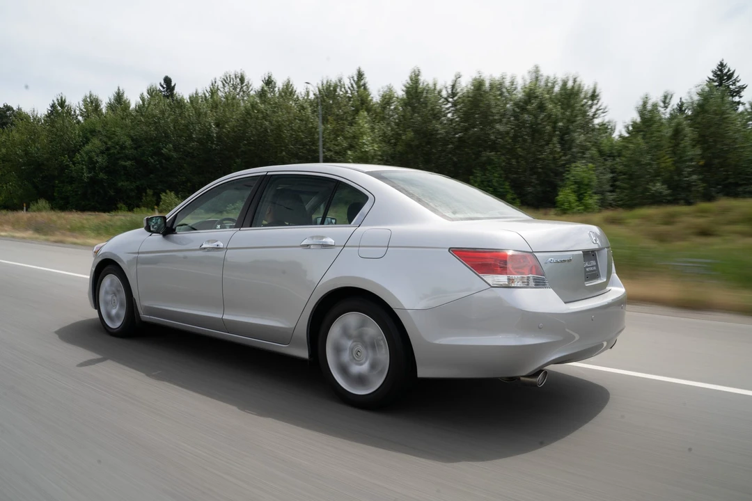 2009 Honda Accord 8th Gen - Image 22 of 31
