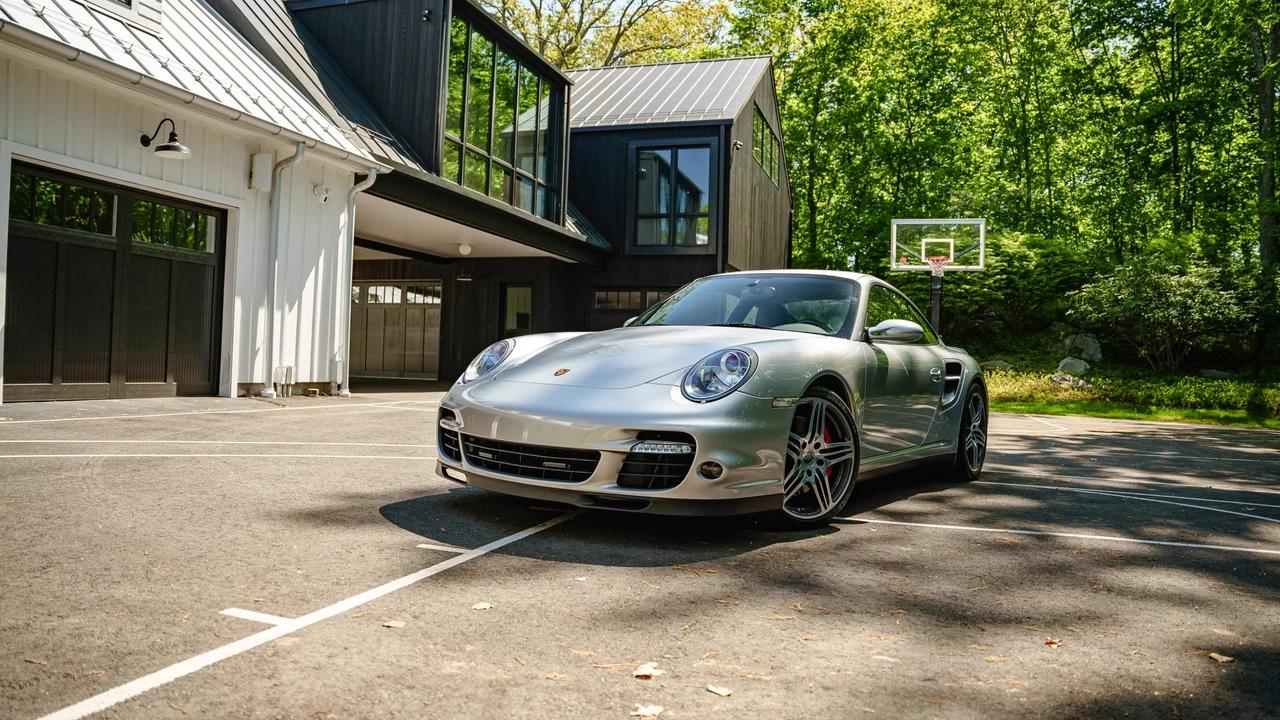 2009 Porsche 997 Turbo - Image 26 of 31