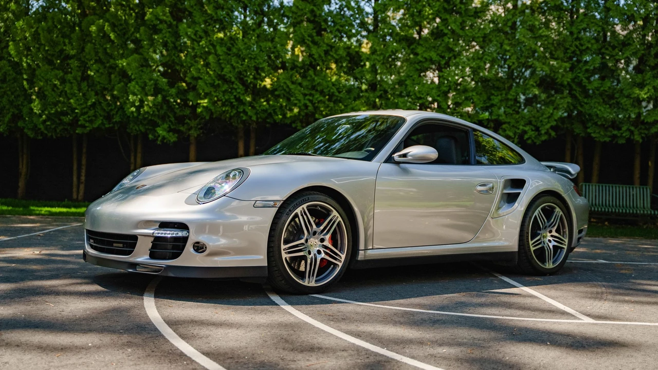 2009 Porsche 997 Turbo - Image 28 of 31