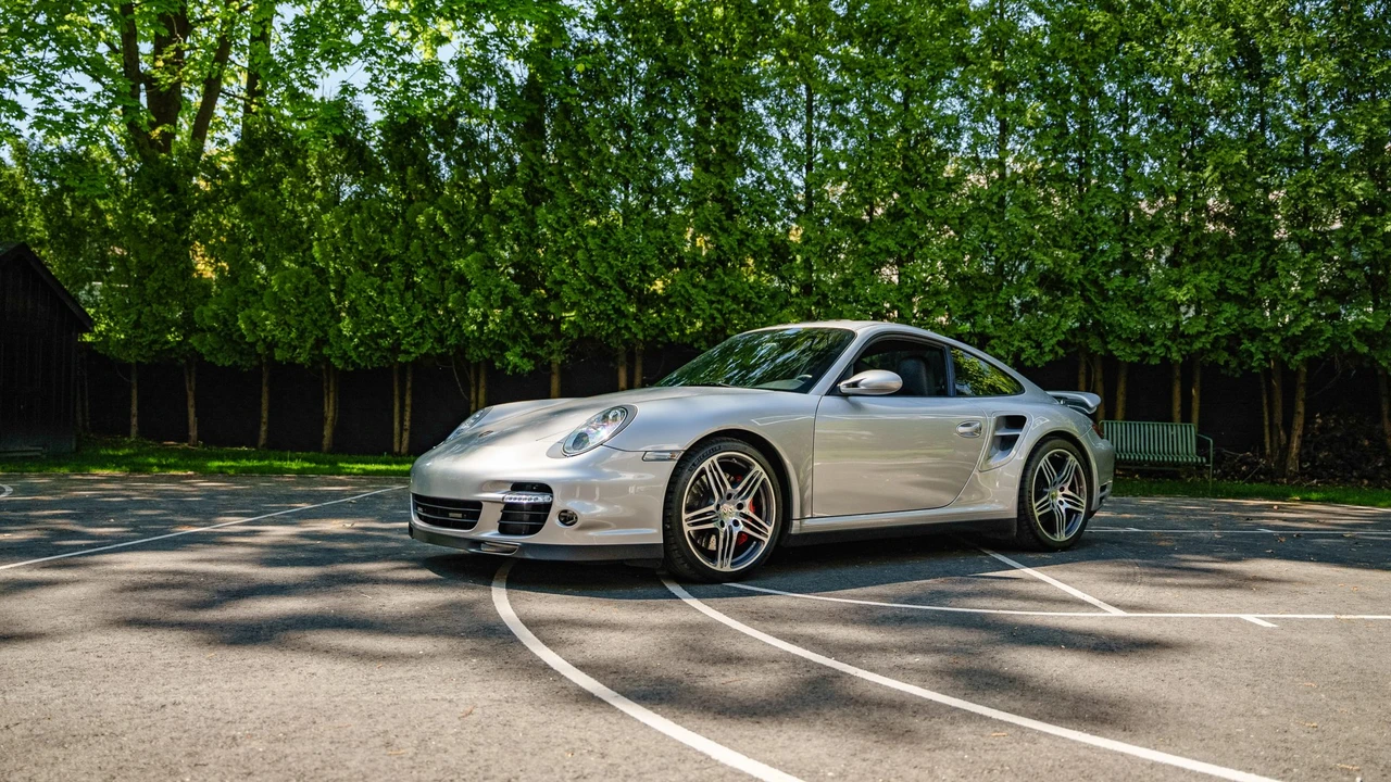 2009 Porsche 997 Turbo - Image 29 of 31