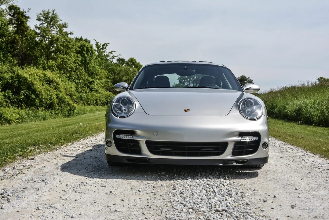 2009 Porsche 997 Turbo - Image 18 of 31