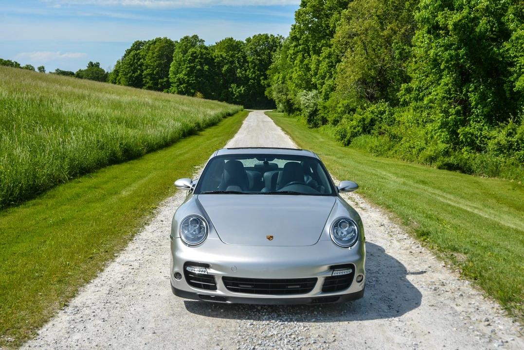 2009 Porsche 997 Turbo - Image 16 of 31