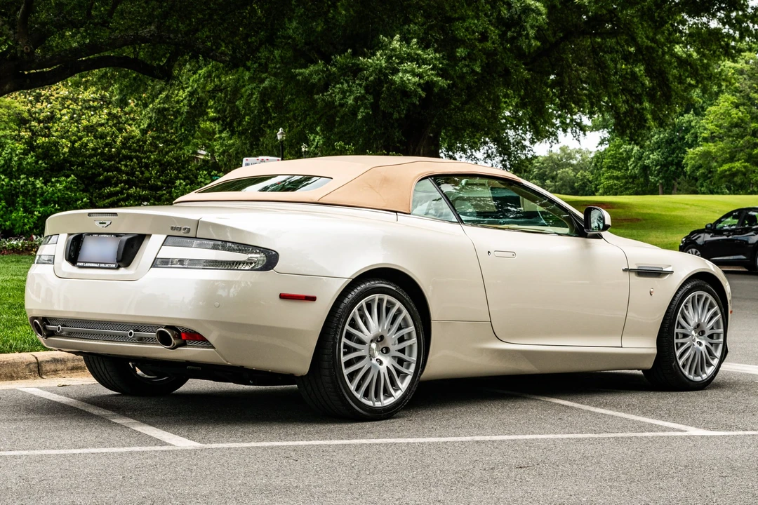 2010 Aston Martin DB9 - Image 15 of 31