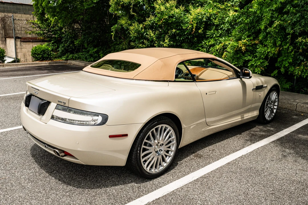 2010 Aston Martin DB9 - Image 22 of 31