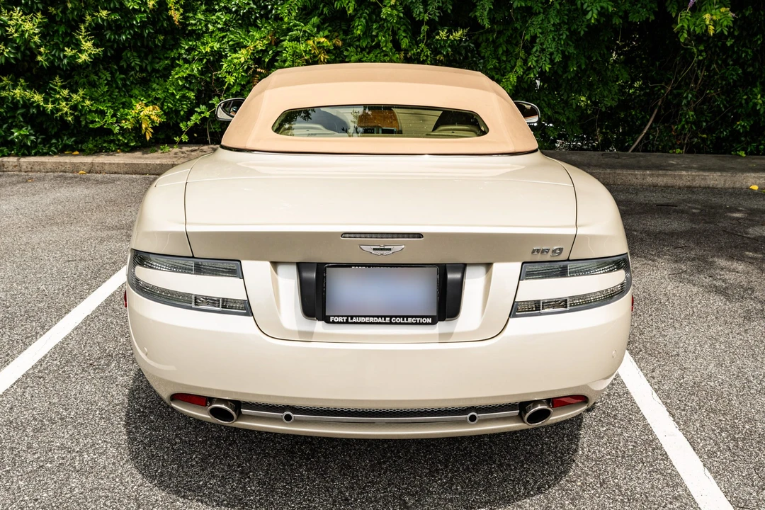2010 Aston Martin DB9 - Image 23 of 31