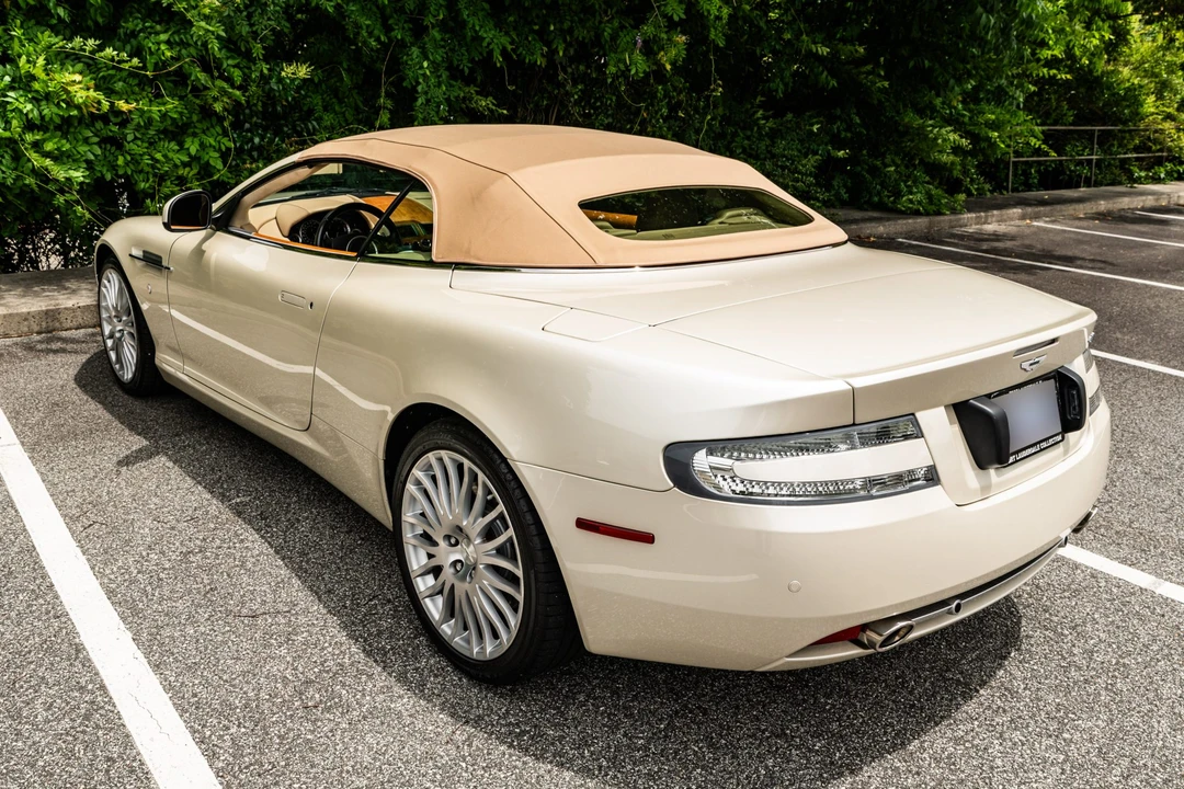 2010 Aston Martin DB9 - Image 24 of 31