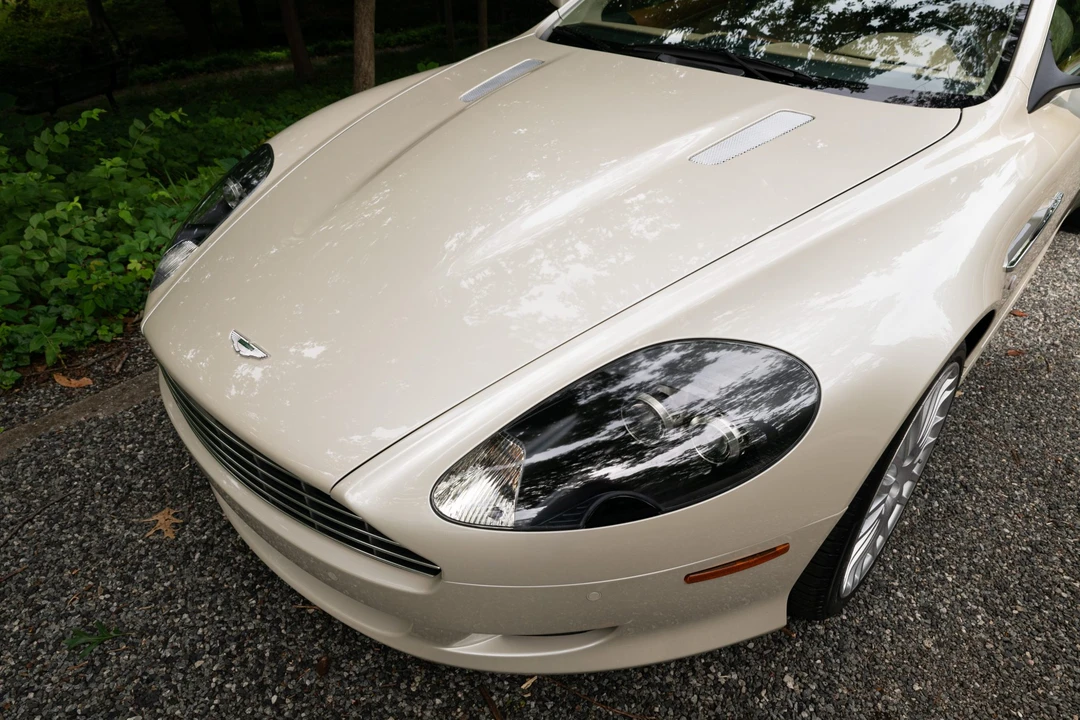 2010 Aston Martin DB9 - Image 26 of 31