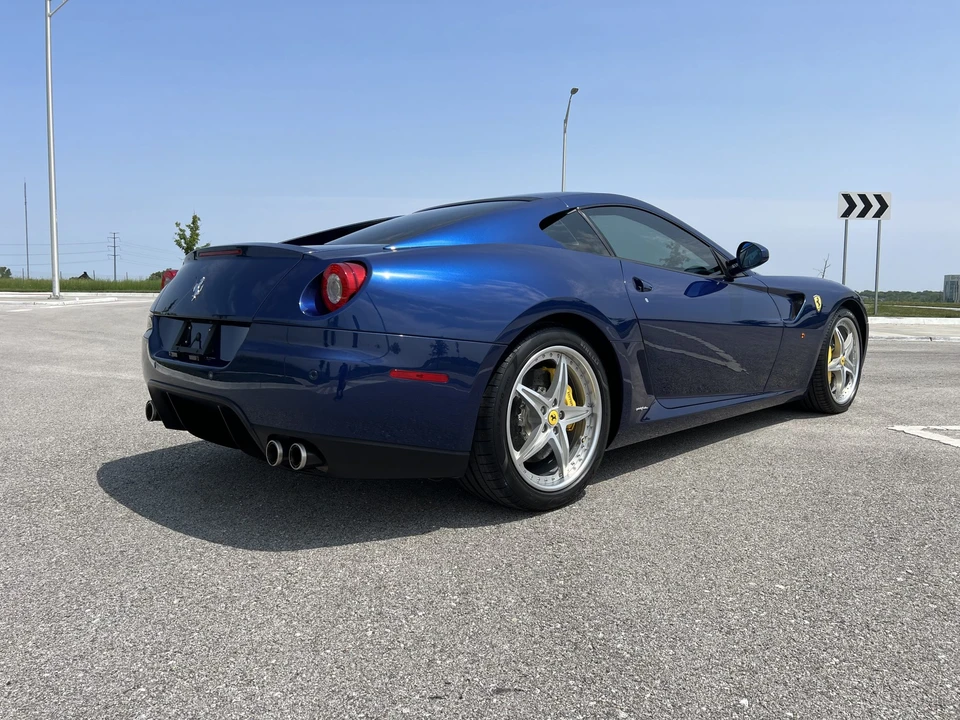 2010 Ferrari 599 GTB Fiorano - Image 15 of 31