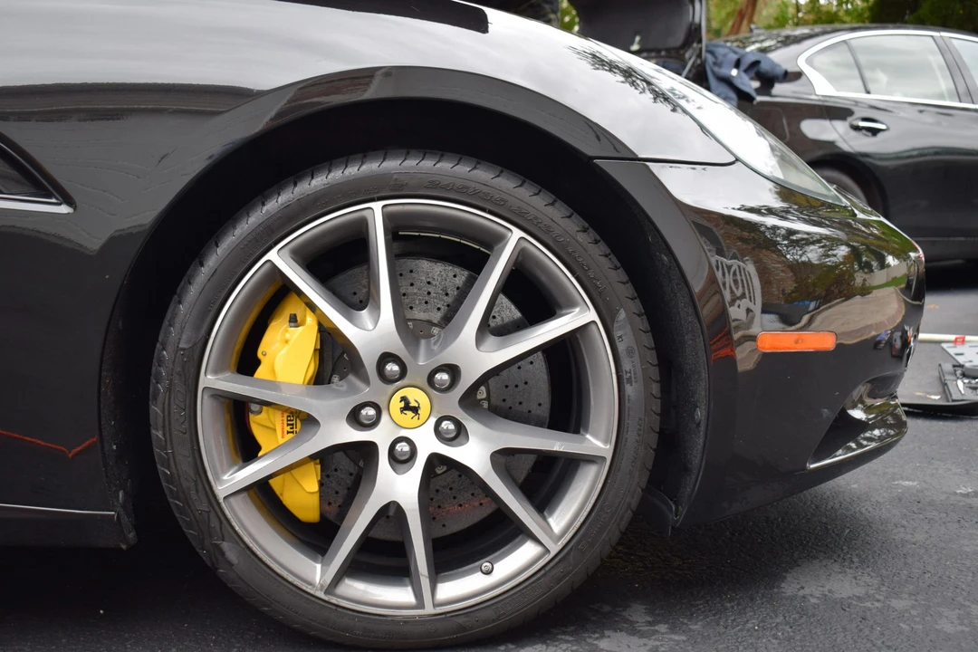 2010 Ferrari California - Image 28 of 31