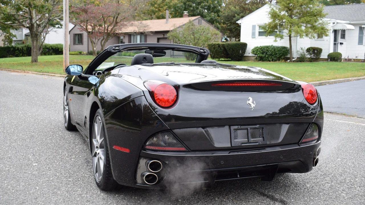 2010 Ferrari California - Image 10 of 31
