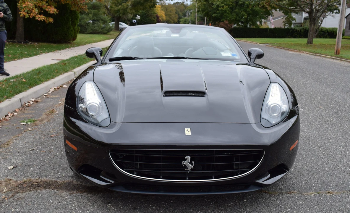 2010 Ferrari California - Image 3 of 31
