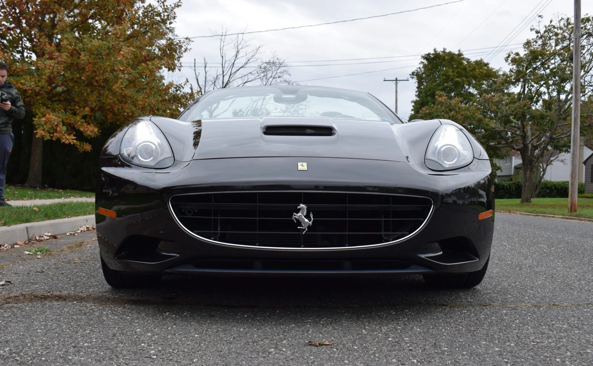 2010 Ferrari California - Image 4 of 31