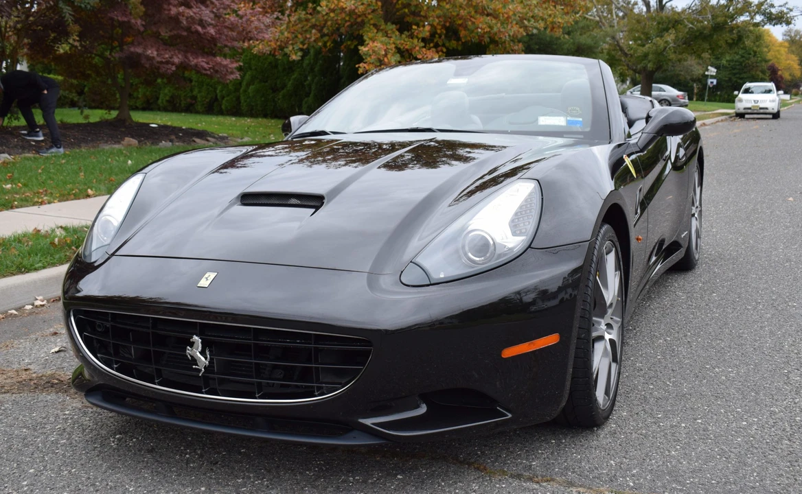 2010 Ferrari California - Image 6 of 31