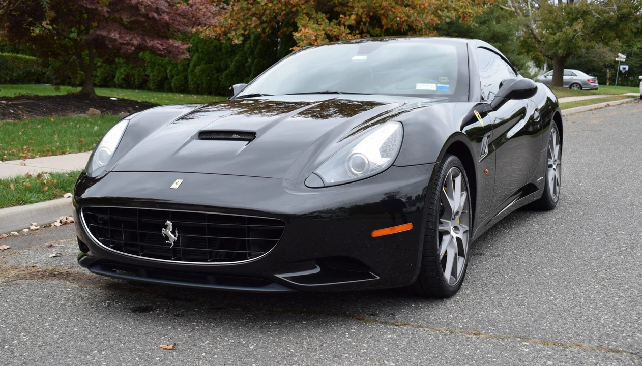2010 Ferrari California - Image 5 of 31