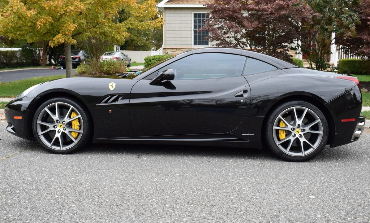 2010 Ferrari California - Image 8 of 31