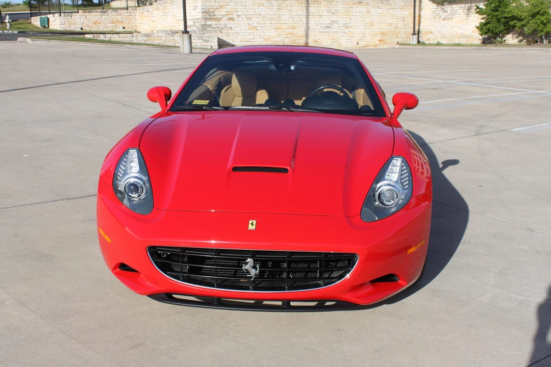 2010 Ferrari California - Image 26 of 31