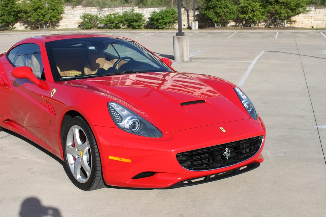 2010 Ferrari California - Image 27 of 31