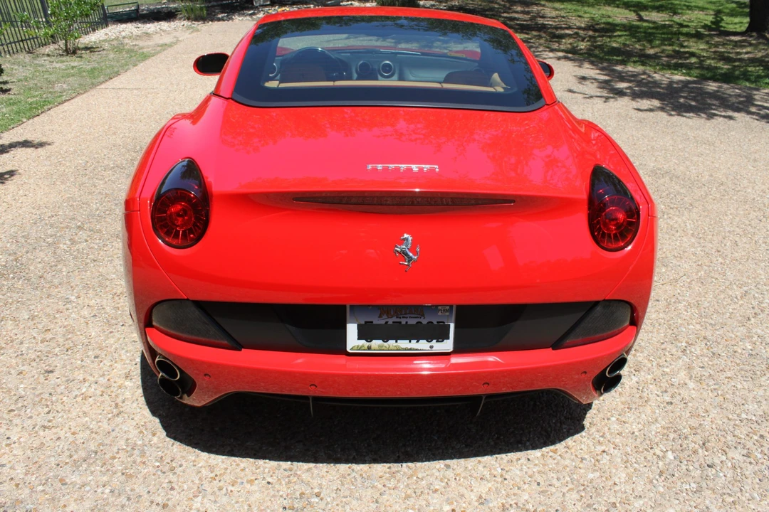 2010 Ferrari California - Image 12 of 31