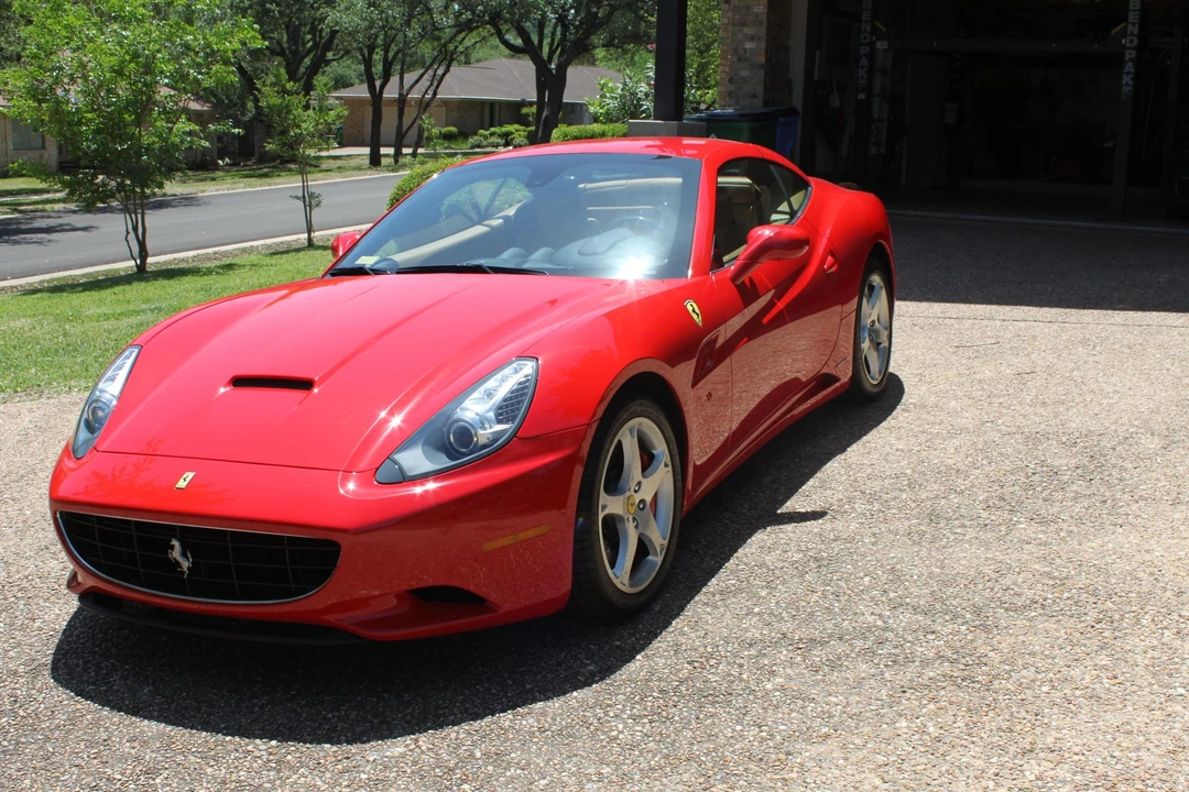 2010 Ferrari California - Image 7 of 31