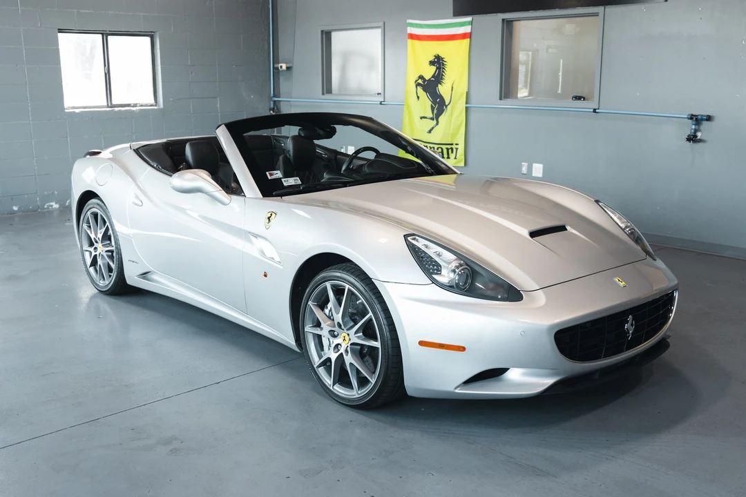 2010 Ferrari California - Image 7 of 31
