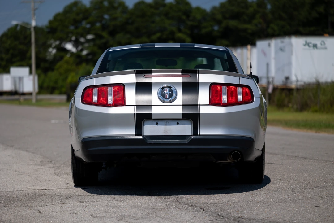 2010 Ford S197 Mustang - Image 8 of 31