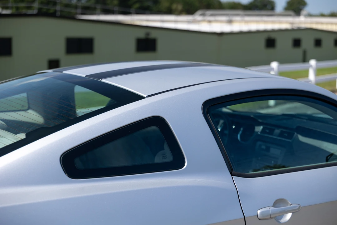 2010 Ford S197 Mustang - Image 22 of 31