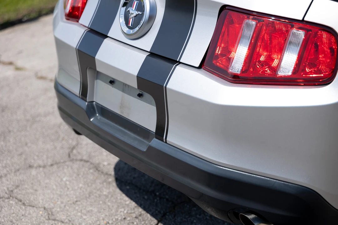 2010 Ford S197 Mustang - Image 19 of 31