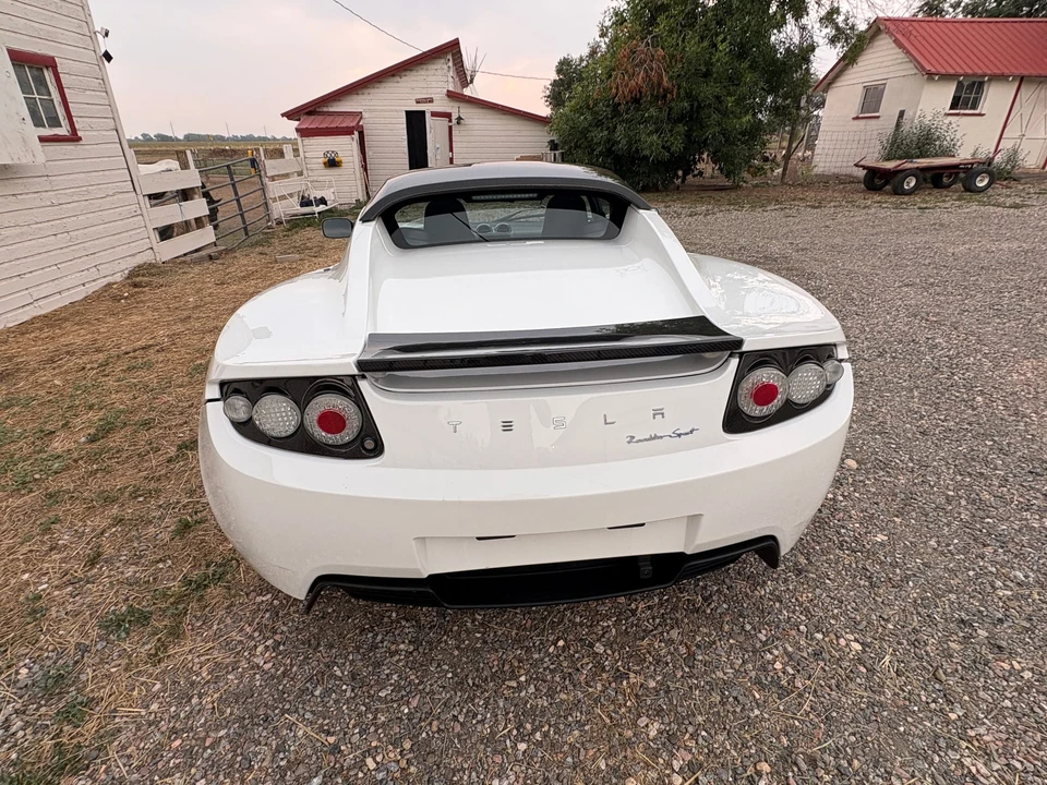 2010 Tesla Roadster - Image 21 of 31