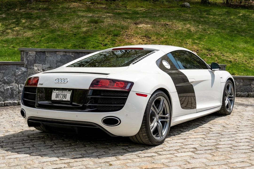 2011 Audi 42 R8 - Image 9 of 31