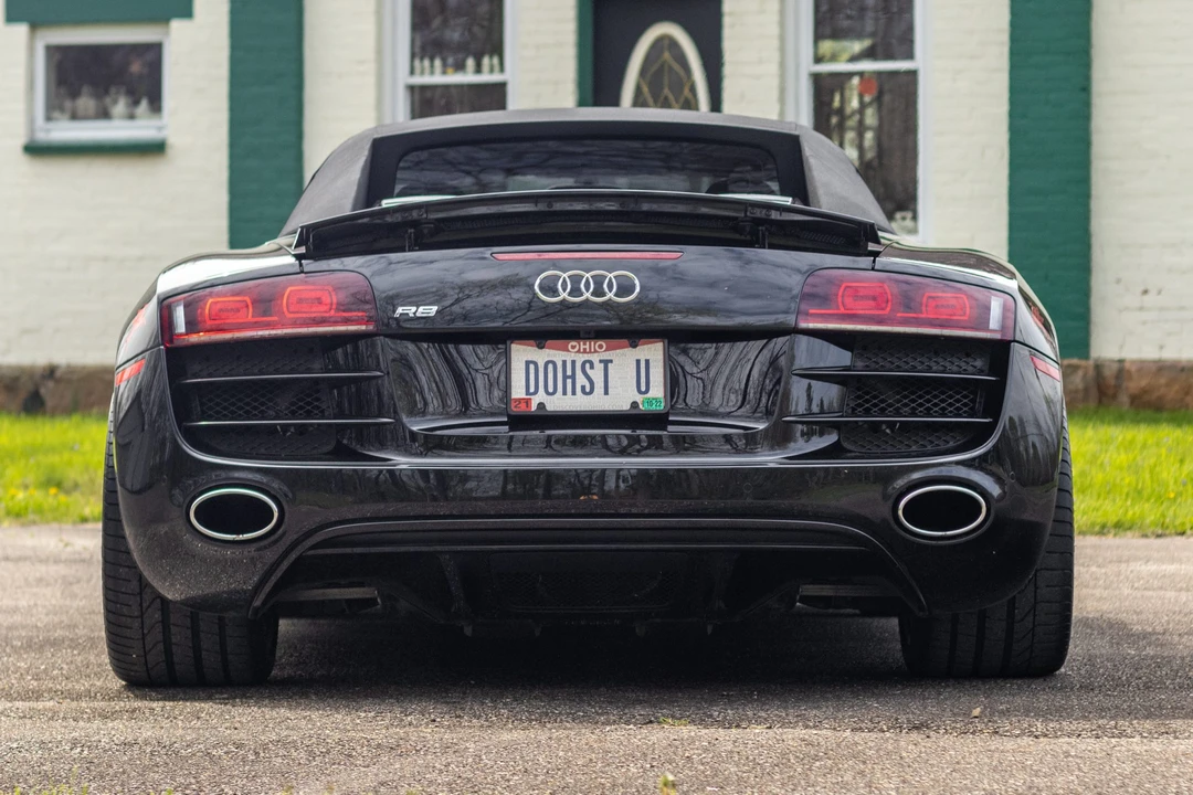 2011 Audi 42 R8 - Image 9 of 31