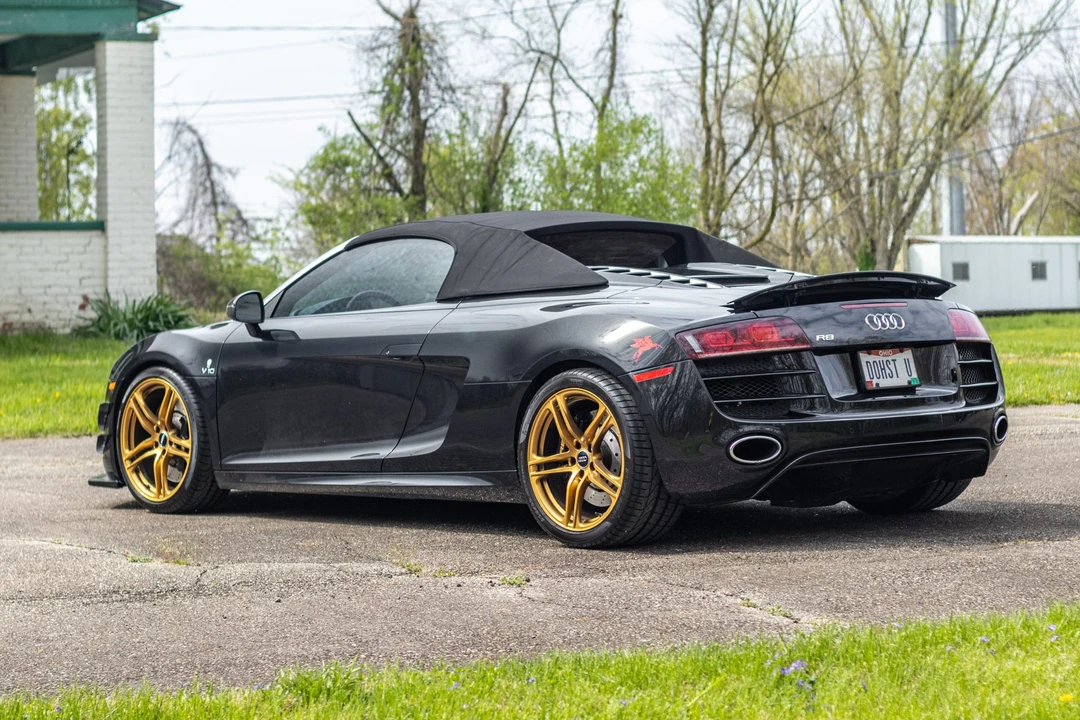 2011 Audi 42 R8 - Image 6 of 31
