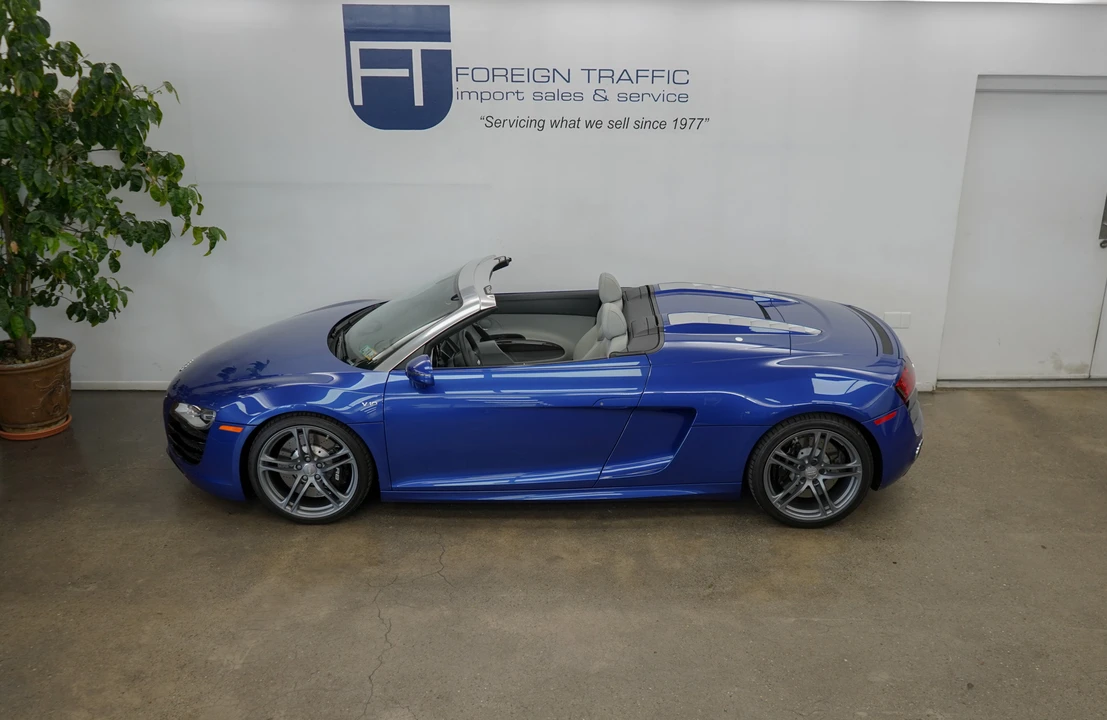 2011 Audi 42 R8 - Image 9 of 31