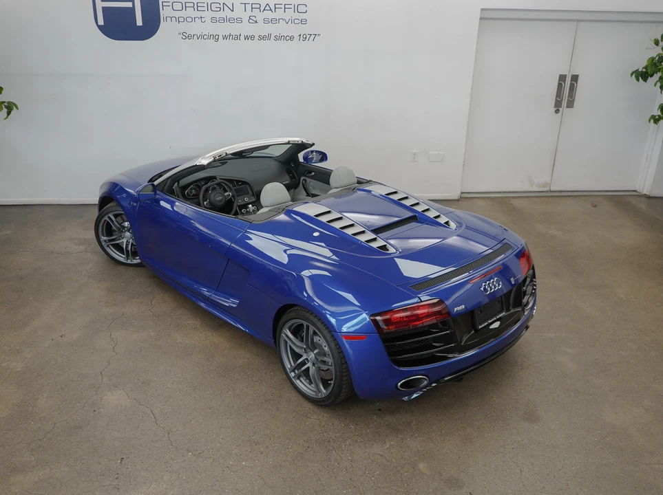 2011 Audi 42 R8 - Image 8 of 31