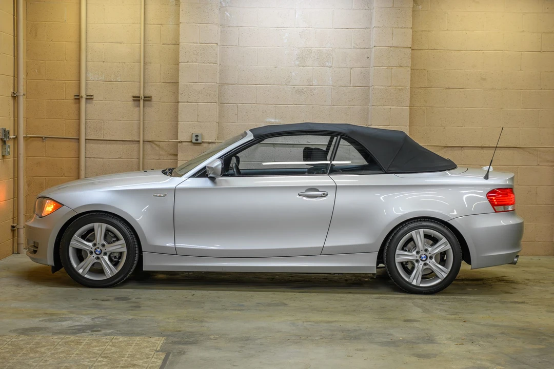 2011 BMW E81/E82/E88 1 Series - Image 5 of 31