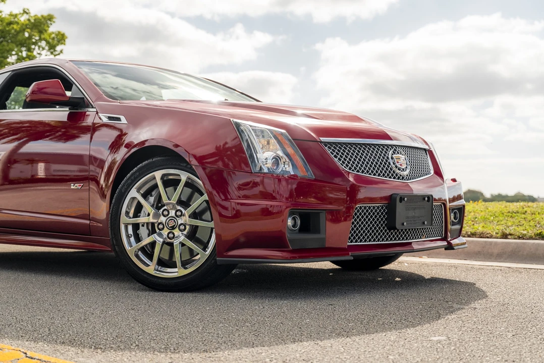 2011 Cadillac CTS-V 2nd Gen - Image 19 of 31